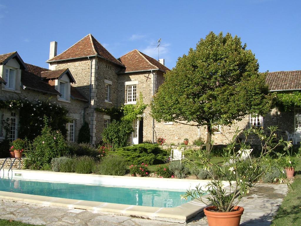 Chambres D'Hotes La Pocterie Vouneuil-sur-Vienne Екстер'єр фото